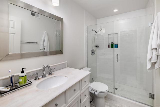 Detail Gallery Image 18 of 31 For 6819 Alderwood Dr, Carlsbad,  CA 92011 - 2 Beds | 2/1 Baths