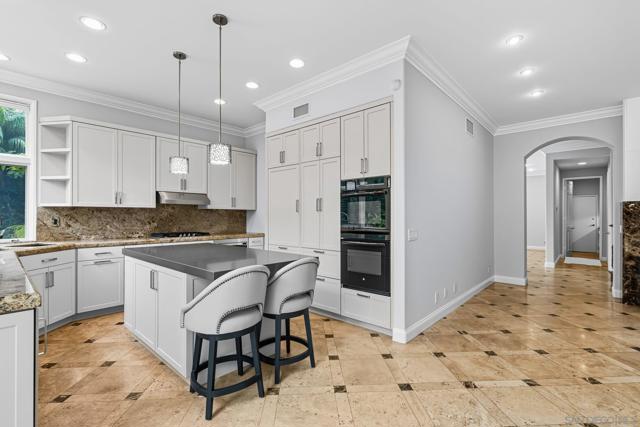 9703 Keeneland Row, La Jolla CA: https://media.crmls.org/mediaz/ffa0aa76-db1b-4c35-ae39-3183f035d022.jpg