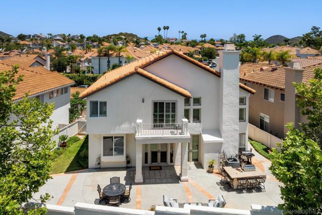 18027 Chieftain Ct, San Diego CA: https://media.crmls.org/mediaz/ffa11dd3-7a18-4c83-b7a8-934e9e5cd1f9.jpg