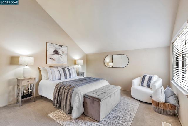 102 Northcreek Cir, Walnut Creek CA: https://media.crmls.org/mediaz/ffa217fc-407b-42ef-9709-2f17c47ea1d0.jpg