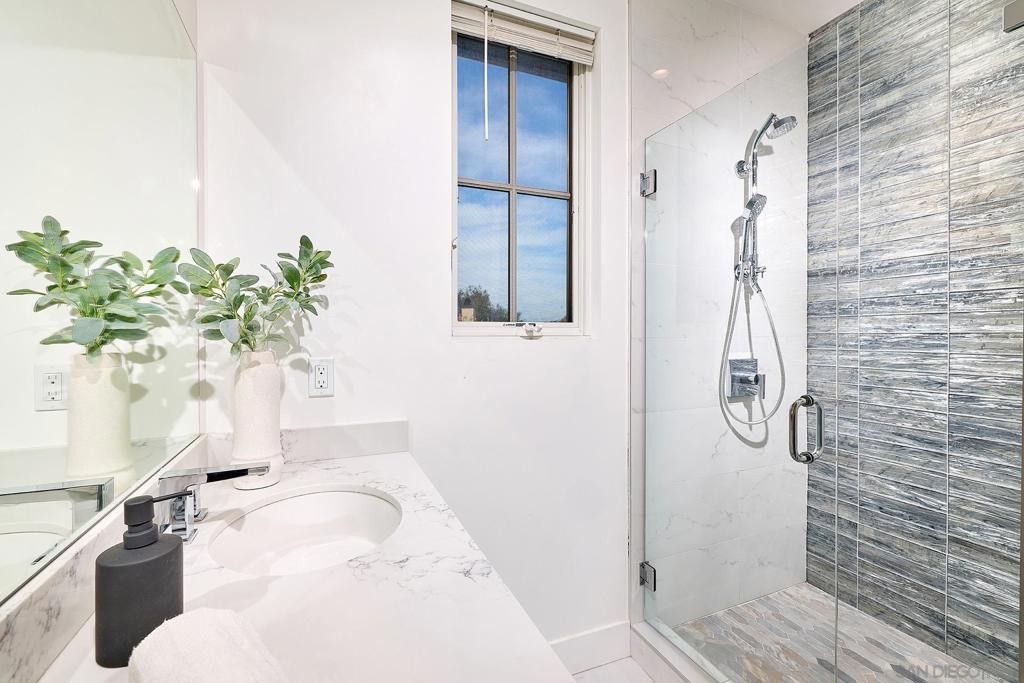 MLS #250043940SD image #23