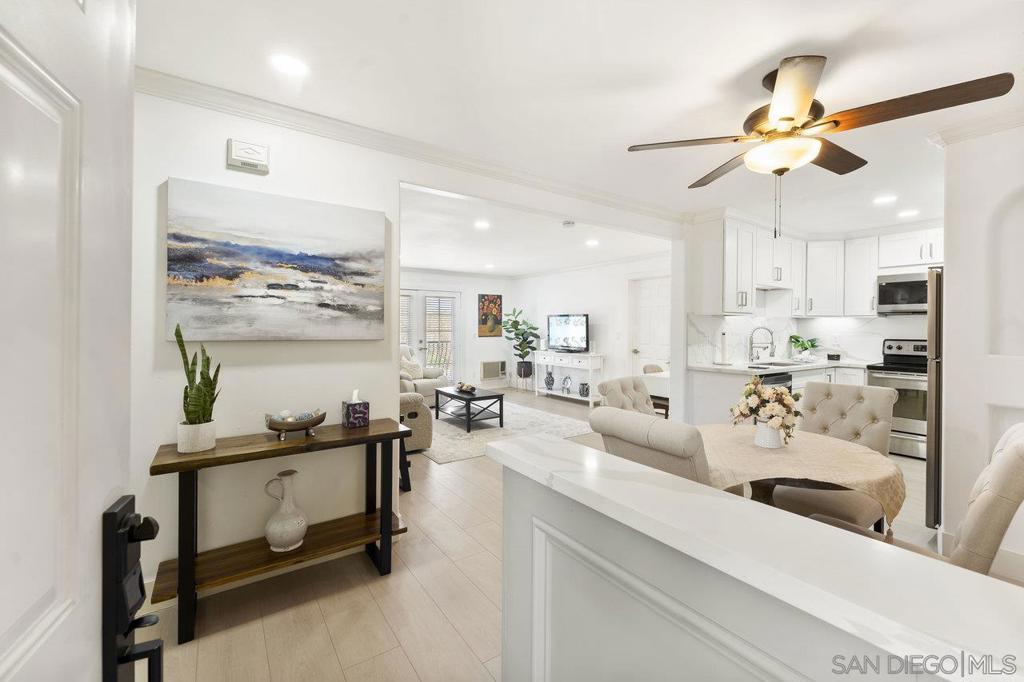 5055 Collwood Blvd - photo 3