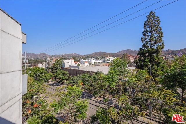 Drew Fenton | 15480 Antioch Street Pacific Palisades CA | MLS: 7345301