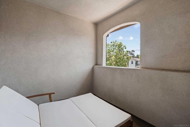 13039 Evening Creek Dr S, San Diego CA: https://media.crmls.org/mediaz/ffa5196f-8799-4610-9cca-d197c5f87e1b.jpg