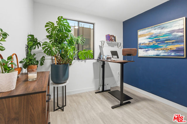 6707 N Sepulveda Boulevard, Van Nuys CA: https://media.crmls.org/mediaz/ffa5707d-a913-44e1-aab4-2c5a0b4a2952.jpg