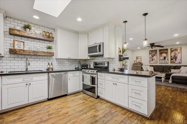 Detail Gallery Image 16 of 64 For 258 Vista Grande, Escondido,  CA 92025 - 3 Beds | 2 Baths