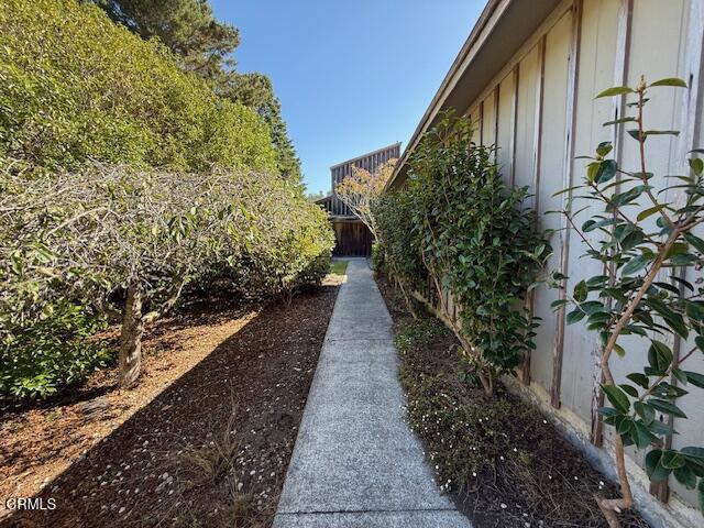 Detail Gallery Image 3 of 33 For 9001 N Highway 1, Mendocino,  CA 95460 - 2 Beds | 2/1 Baths