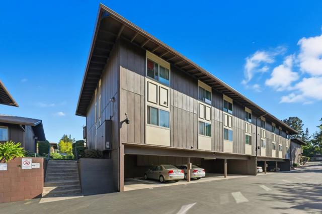 100 E Middlefield Road, Mountain View CA: https://media.crmls.org/mediaz/ffa7a383-6bd3-4030-9f22-91688edf2a5e.jpg