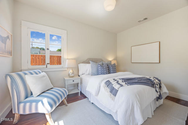 975 N Mentor Avenue, Pasadena CA: https://media.crmls.org/mediaz/ffa80c73-b842-403c-960e-62fcd4cf4ccb.jpg