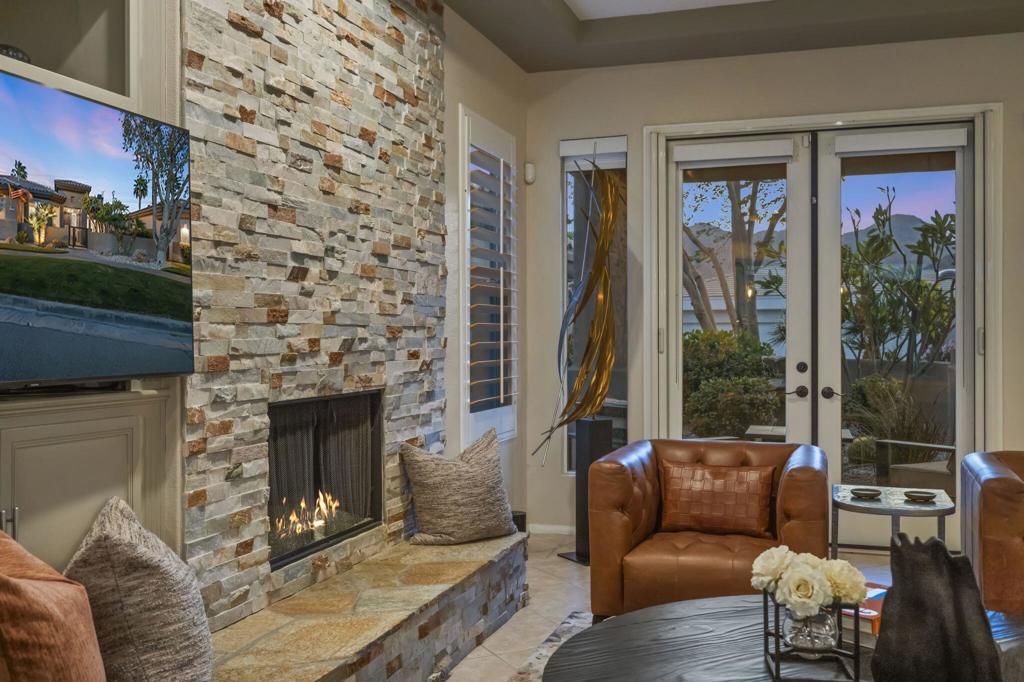 MLS #219139342DA image #9