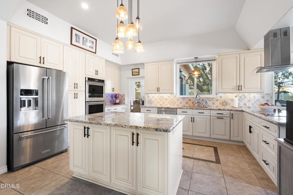 Ffa962b1 C09a 4fdd B183 A3f2260cbaf4