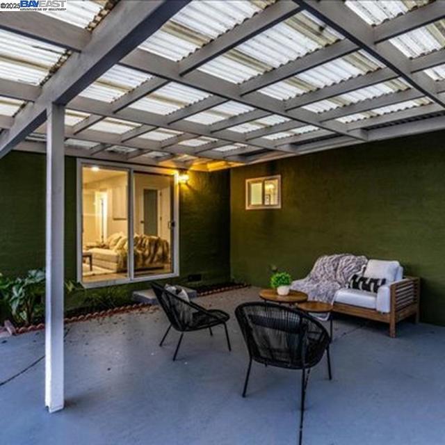 3184 Waugh Place, Fremont CA: https://media.crmls.org/mediaz/ffa9b41c-c128-4512-81db-a80f4cd1edd8.jpg