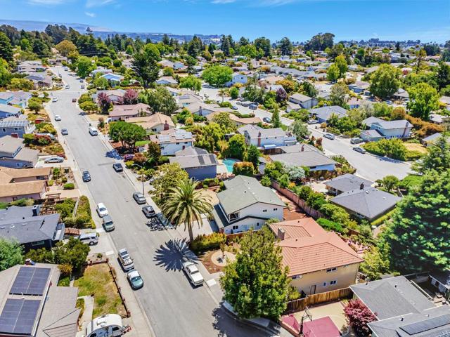 239 Segre Place, Santa Cruz CA: https://media.crmls.org/mediaz/ffa9f781-6fa1-4e79-bcba-8e0db56f83be.jpg