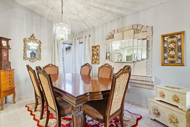 Detail Gallery Image 12 of 49 For 1775 Risueno Ct, San Diego,  CA 92154 - 4 Beds | 3 Baths