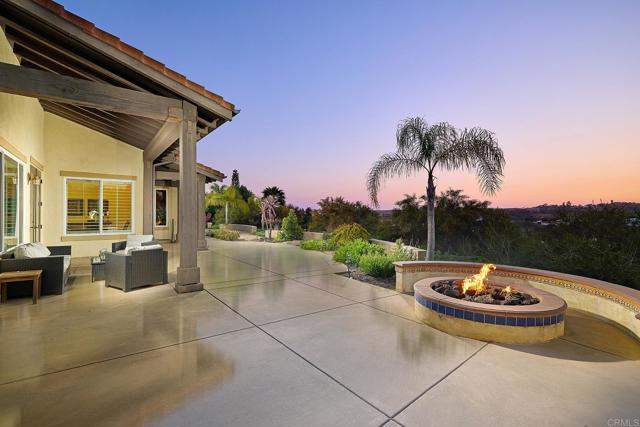 Detail Gallery Image 11 of 50 For 5617 Hidden Grove Way, Bonsall,  CA 92003 - 4 Beds | 3/1 Baths