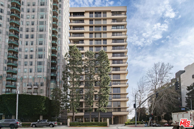 Image 2 for 10590 Wilshire Blvd #307, Los Angeles, CA 90024