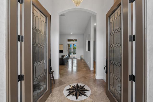 2398 Prince Way, Vista CA: https://media.crmls.org/mediaz/ffacb35a-9602-4af5-92c6-cac6c0ec27d9.jpg
