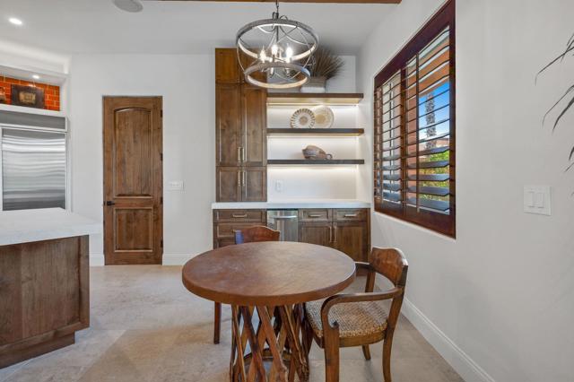 50375 Via Serenidad, La Quinta CA: https://media.crmls.org/mediaz/ffaf96ba-eeb1-453f-b30d-c7ec0d6ca39a.jpg