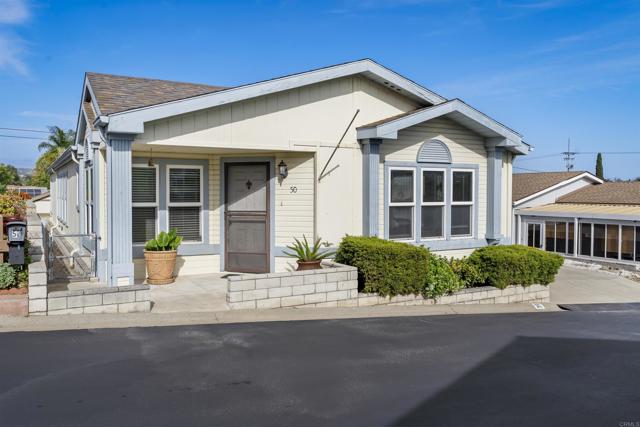 Detail Gallery Image 3 of 23 For 909 Richland Rd Spc 50,  San Marcos,  CA 92069 - 3 Beds | 2 Baths