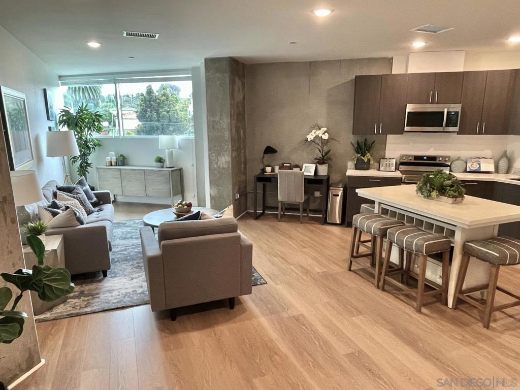 3909 Voltaire St 111, San Diego, CA 92107