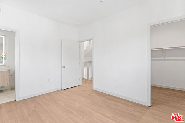 Image 23 of 29 For 2523 Orange Drive