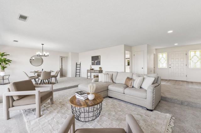 Detail Gallery Image 7 of 54 For 9613 Meadow Mesa Dr, Escondido,  CA 92026 - 4 Beds | 2/1 Baths