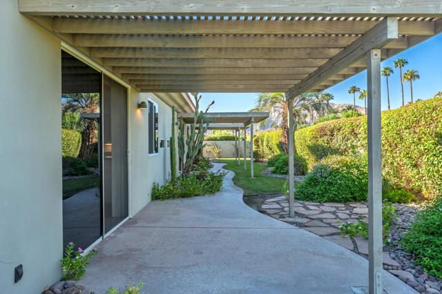 24 Via Elegante, Rancho Mirage, CA 92270