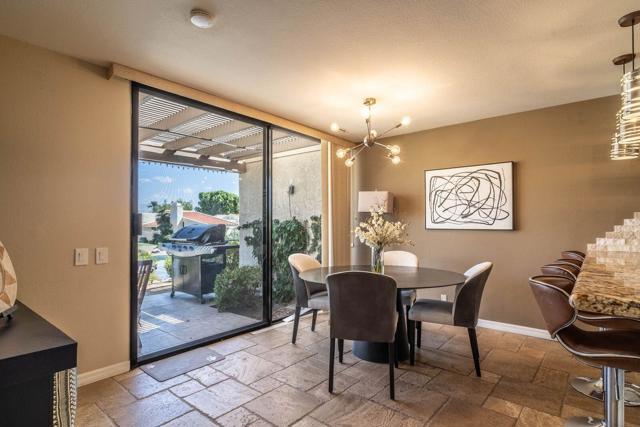75114 Concho Drive, Indian Wells CA: https://media.crmls.org/mediaz/ffb17f0a-174b-4e58-8317-1285982f6661.jpg