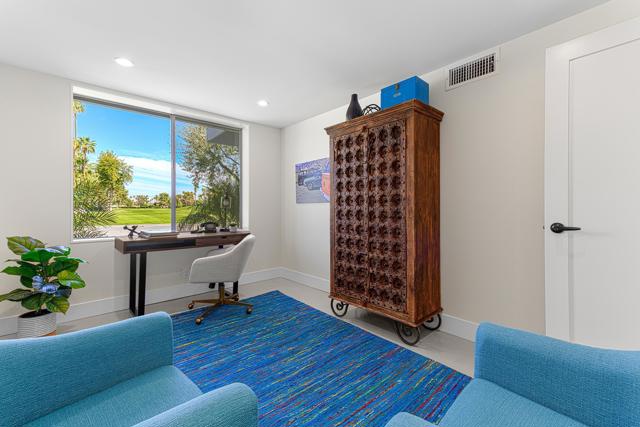 5155 E Bobolink Lane, Palm Springs CA: https://media.crmls.org/mediaz/ffb25d85-eb0a-44a9-ad63-023921fa6f3d.jpg