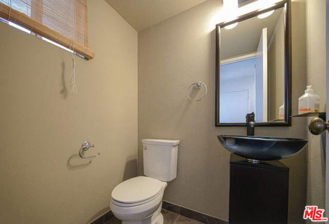 1818 Butler Avenue, Los Angeles CA: https://media.crmls.org/mediaz/ffb3bb29-33a2-4f44-9afd-ef60e75269cb.jpg