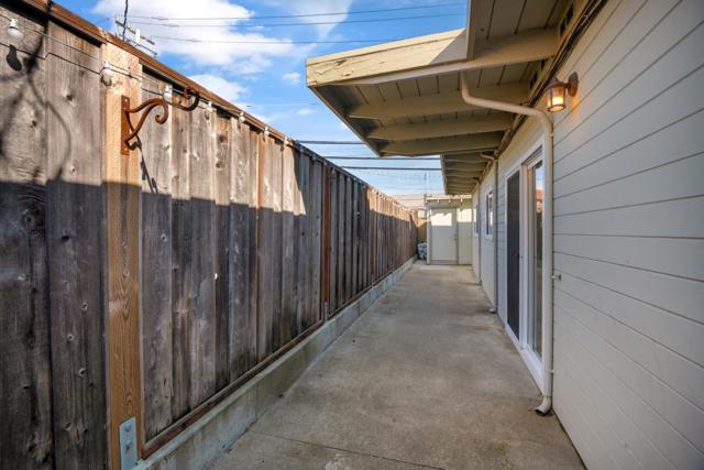 14011403 Cary Avenue, San Mateo CA: https://media.crmls.org/mediaz/ffb400be-71e8-4198-945a-2f67fbd7b41f.jpg