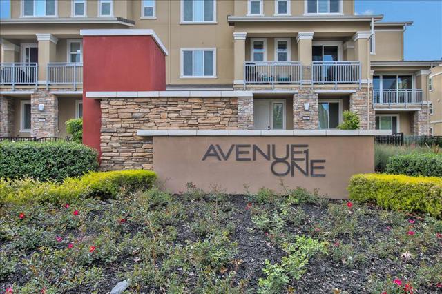 638 Willow Bend Court, San Jose CA: https://media.crmls.org/mediaz/ffb4fcc4-0a6f-472a-b18b-7ffc61525953.jpg