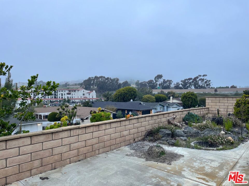 MLS #25535675 img 4