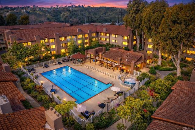 Detail Gallery Image 4 of 43 For 10250 Caminito Cuervo #15,  –,  CA 92108 - 2 Beds | 2 Baths