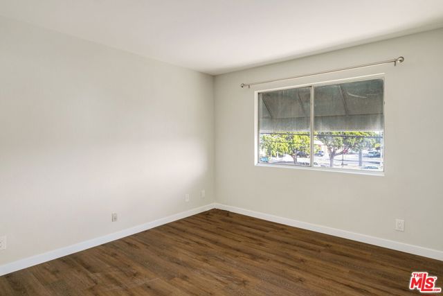 1342 HARVARD Street, Santa Monica CA: https://media.crmls.org/mediaz/ffb65d66-b369-4dc8-8448-93e8d04272d1.jpg