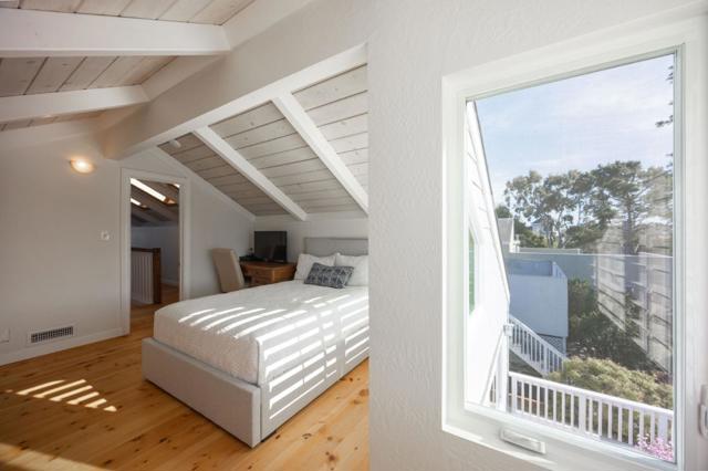 628 Alsace Loraine Avenue, Half Moon Bay CA: https://media.crmls.org/mediaz/ffb69559-3abe-4ca7-82de-744d10e6b6a7.jpg