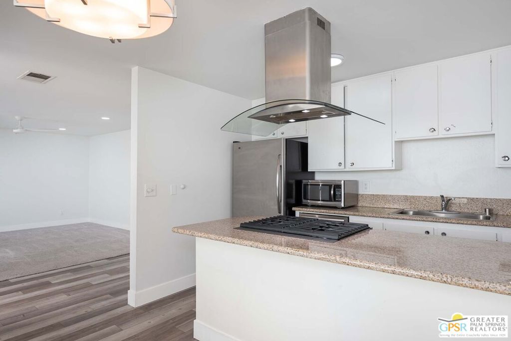 MLS #25614687PS image #9