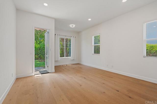Detail Gallery Image 32 of 75 For 2327 Falkirk Row, La Jolla,  CA 92037 - 3 Beds | 3/1 Baths