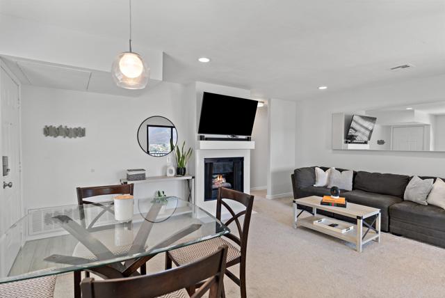 Detail Gallery Image 4 of 28 For 10361 Azuaga St #192,  San Diego,  CA 92129 - 2 Beds | 2 Baths