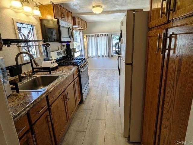 Front Image Thumbnail for CRNDP2507628