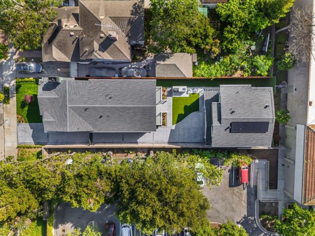 30 16th Avenue, San Mateo CA: https://media.crmls.org/mediaz/ffb96968-f632-4a14-9c4d-f674ca3fdbc3.jpg
