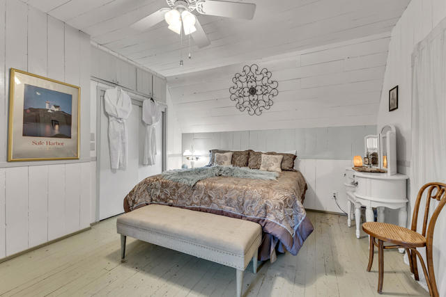 25585 Alderwood St Street, Idyllwild CA: https://media.crmls.org/mediaz/ffb9907a-3c02-43d8-b069-432b029eb413.jpg