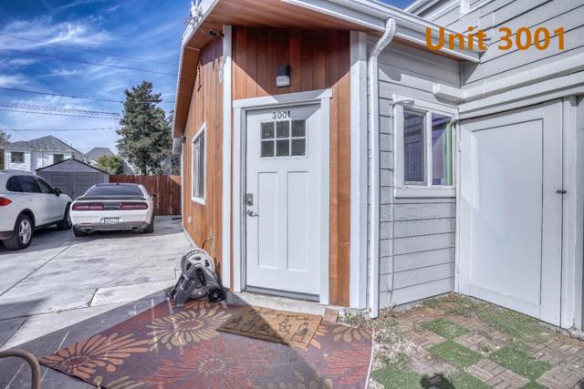 3005 Harper Street, Berkeley CA: https://media.crmls.org/mediaz/ffbb4ad9-1f54-490a-84bf-e4f1d2fbe9cb.jpg
