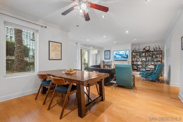 1040 Genter St, La Jolla CA: https://media.crmls.org/mediaz/ffbc1674-b949-4e55-a76c-6e81a8690aeb.jpg