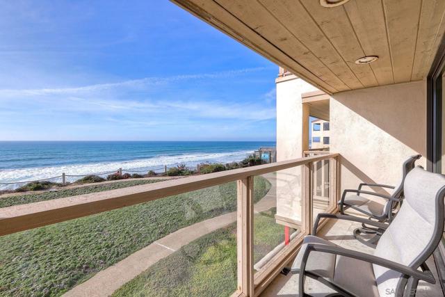 515 S Sierra Ave, Solana Beach CA: https://media.crmls.org/mediaz/ffbc1d87-c1b0-42eb-ac6e-c8fae6478340.jpg