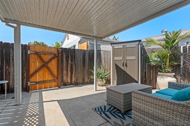 6926 28 Amherst St, San Diego CA: https://media.crmls.org/mediaz/ffbc2e19-3c0c-4f2a-b7fe-2bfbafc099ab.jpg