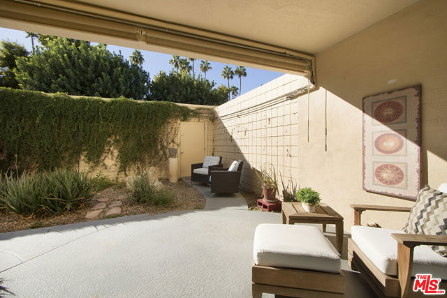 501 Desert Lakes Circle, Palm Springs, CA 92264