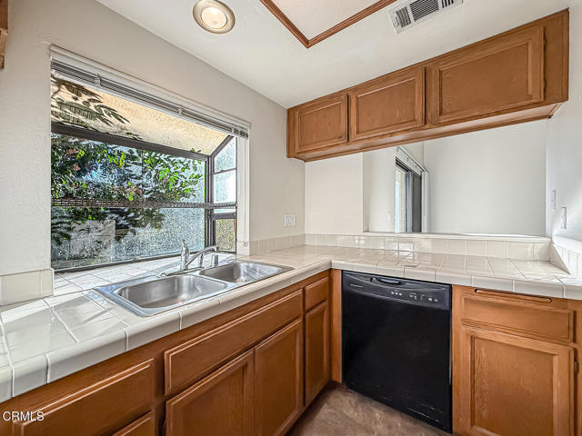 Detail Gallery Image 9 of 39 For 5738 Skyview Way #F,  Agoura Hills,  CA 91301 - 1 Beds | 1 Baths