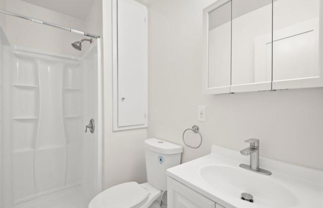 Image 7 of 13 For 1523 Schiller Street