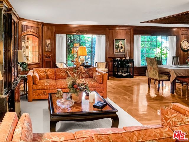 Drew Fenton | 16560 Park Lane Circle Los Angeles CA | MLS: 7286867
